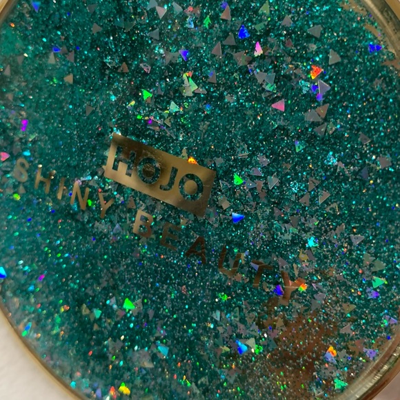 Blue Glitter Snow Globe Circle Eyeshadow Palette with 11 Colors - NIB - Picture 7 of 16